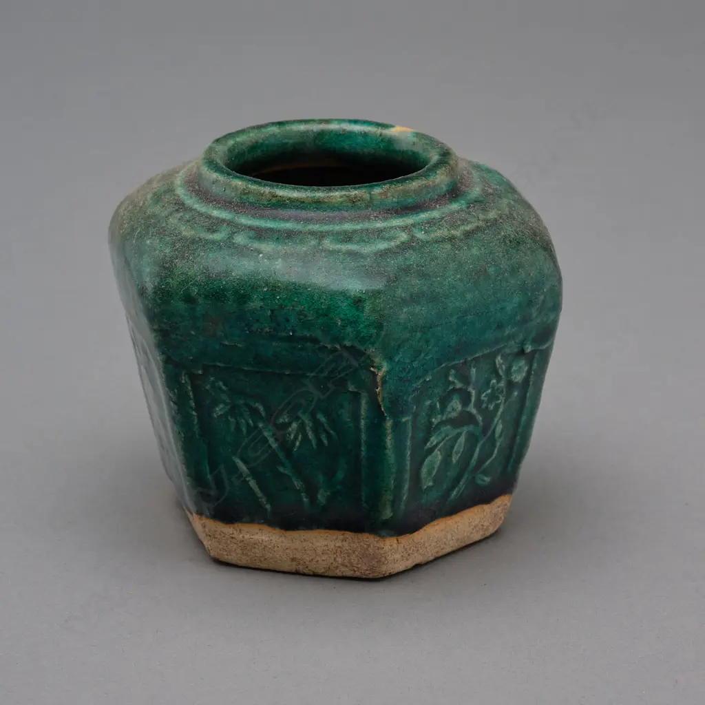 Chinese stoneware jar, c.1875 Image 1++